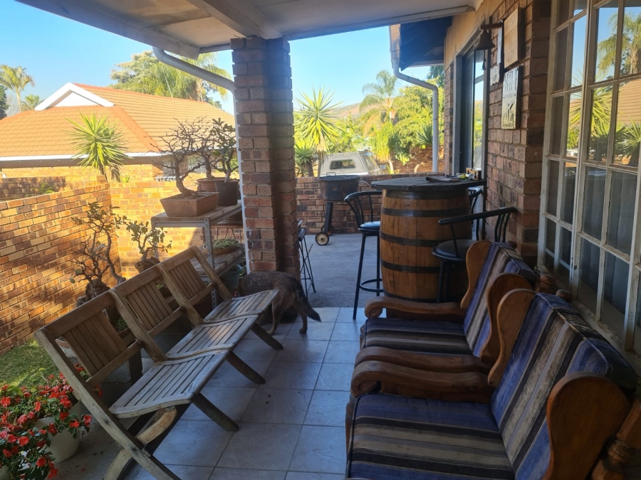3 Bedroom Property for Sale in Geelhoutpark North West